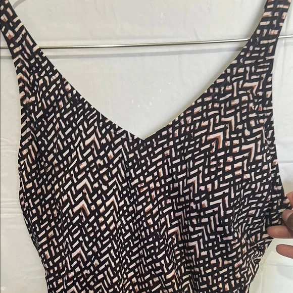 Speedo Black and White Swimsuit - Picture 4 of 4